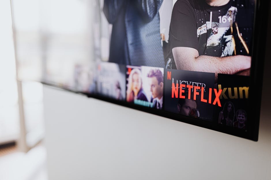 Detailed breakdown of IPTV pricing features including channel counts and streaming quality options for 2026
